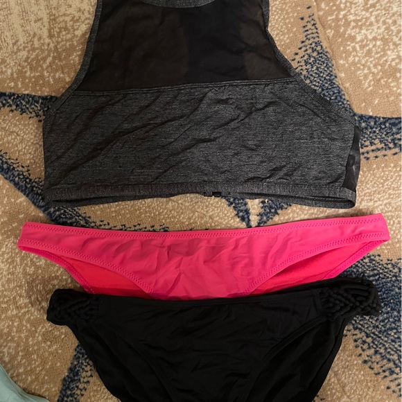 Assortment of Bikinis - Picture 5 of 5